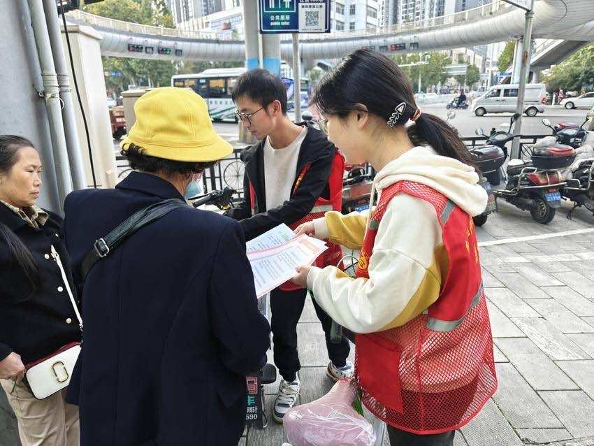 信保城(金科桃李府)售楼处-楼盘评测-楼盘地址百科营销中心-户型-环境-配套-备案价-联系方式-官方最新-销售专线(图1)